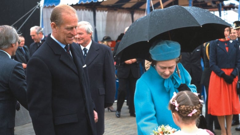 the-queen-visits-sudbury-1984